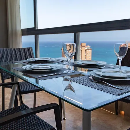 Flat With Panoramic Views, With Garage And Pool Lägenhet Benidorm